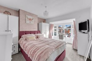 Photo 17- click for photo gallery